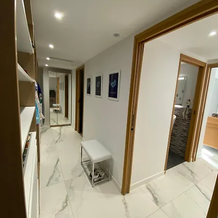 Laurana 6 Personnes Piscine Chauffee Feriehus *