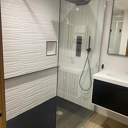 Laurana 6 Personnes Piscine Chauffee Feriehus *