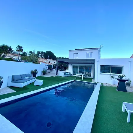Laurana 6 Personnes Piscine Chauffee Holiday home Hyeres