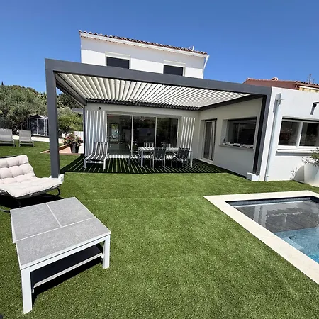 Laurana 6 Personnes Piscine Chauffee Holiday home