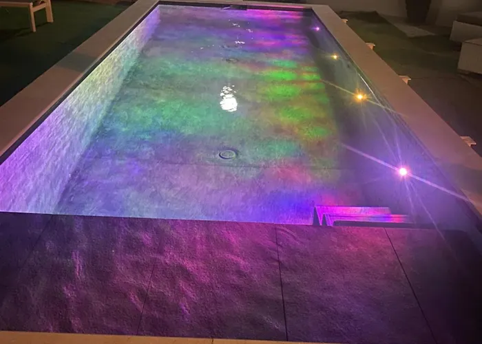 Laurana 6 Personnes Piscine Chauffee Semesterbostad